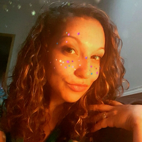 Meet your Posher, Ashley - Picture 1 of 1